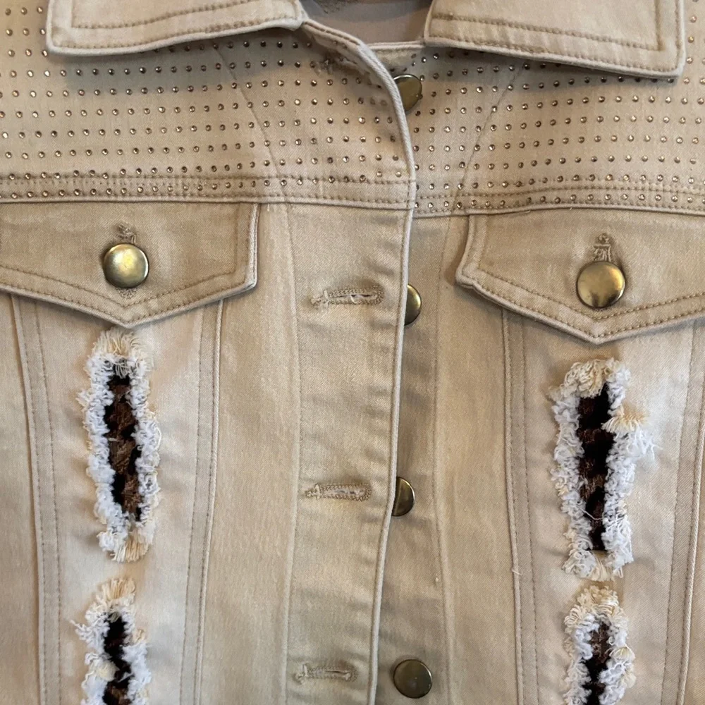 A.Z.I Embellished Brushed Denim Jean Jacket w/Leopard Print Cut-Out sz Small - Picture 4 of 14